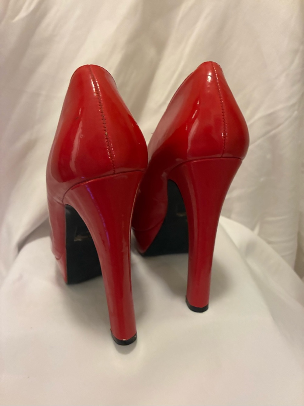 Diva Lounge Red Patent Platform Pumps Stiletto Heels - Size 7.5 - Picture 2 of 4